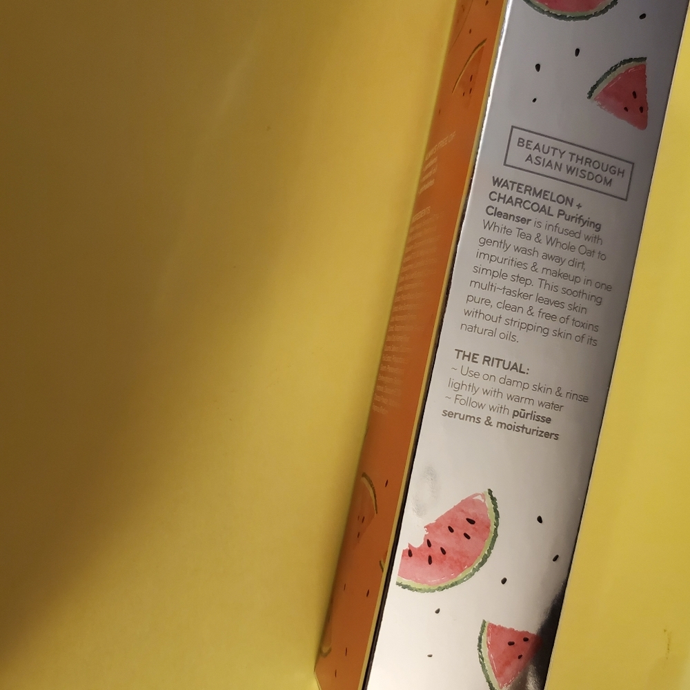 Watermelon + Charcoal purifying cleanser - Picture 7 of 7